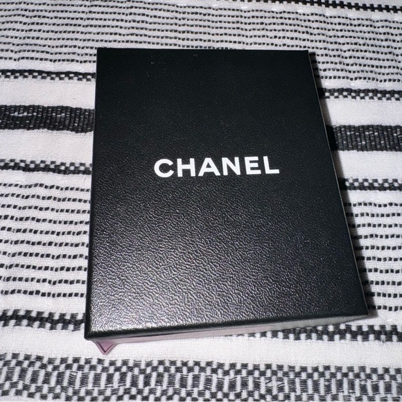 CHANEL Lambskin
CC Drop Earrings in Black and Silver - Picture 5 of 7